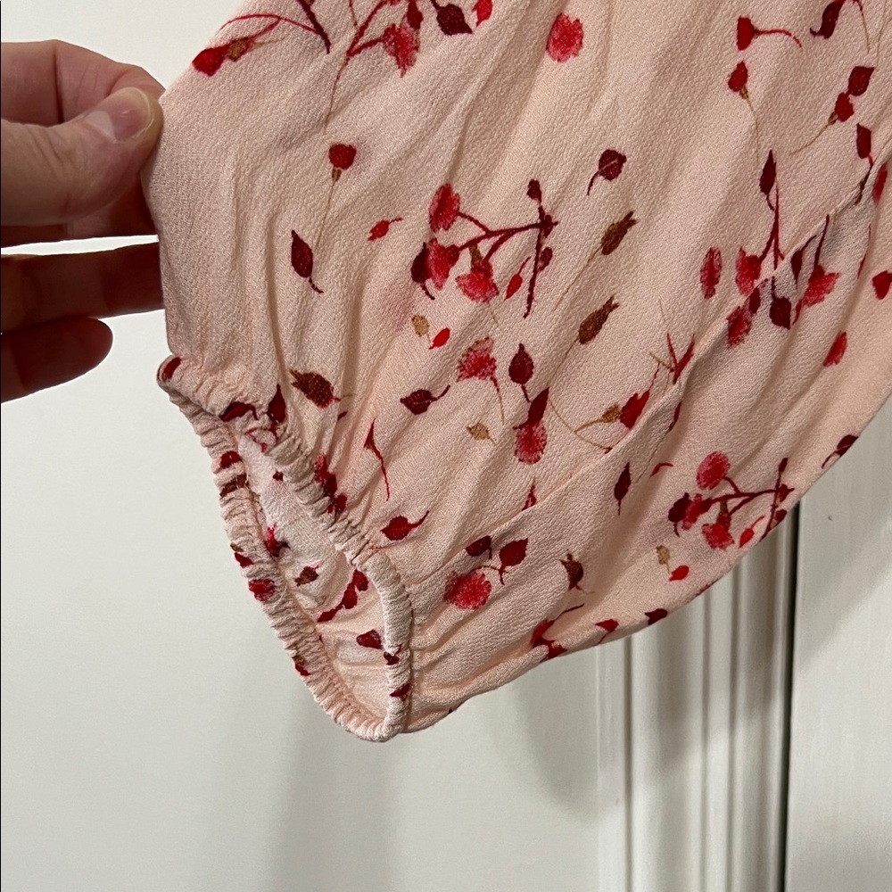 Express Pink Flutter Sleeve Blouse with Peter Pan Collar - Picture 2 of 8